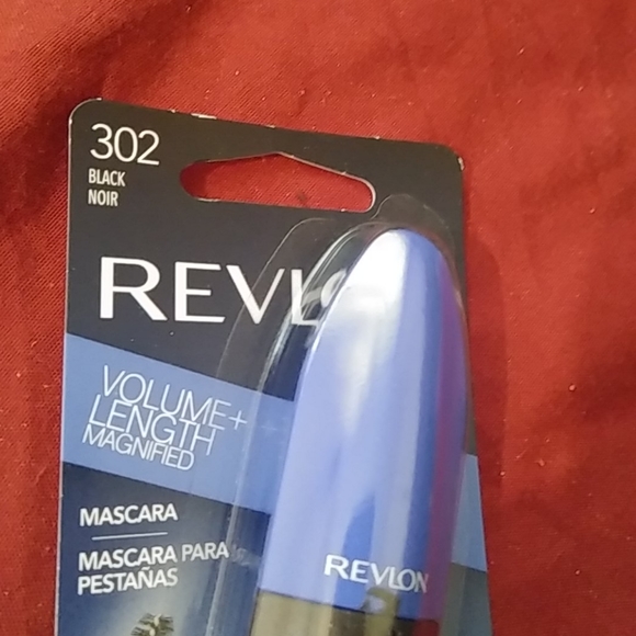 Revlon mascara - Picture 3 of 4